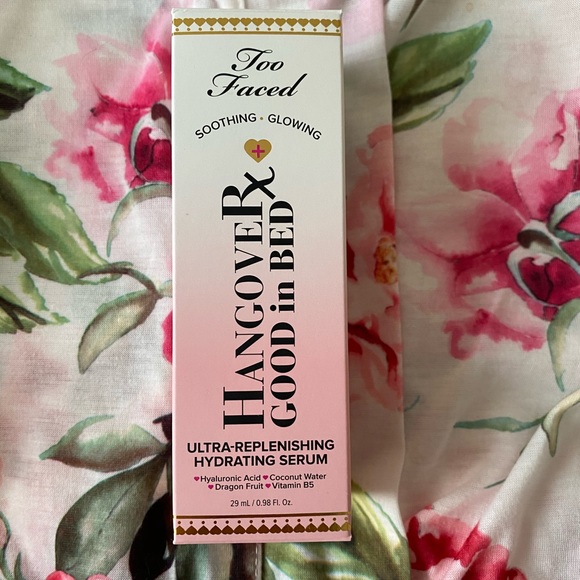 Too Faced duo - primer and setting spray + hydrating serum - Picture 7 of 8